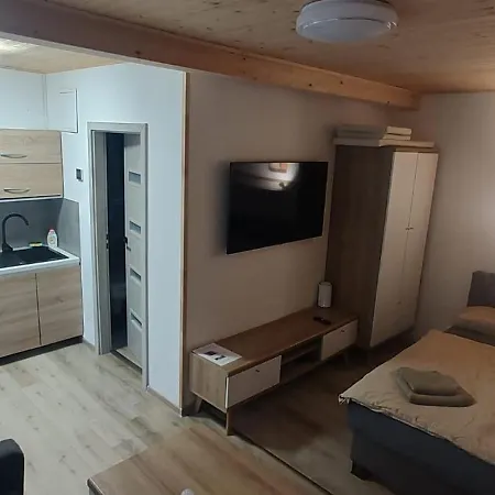 Campingplatz Bungalovy U Lipna - Adam A Eva *