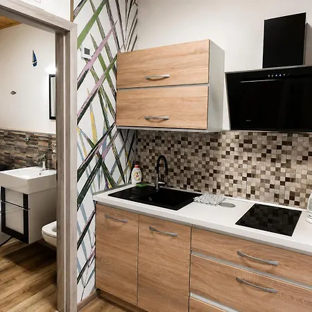 Campingplatz Bungalovy U Lipna - Adam A Eva Černá v Pošumaví