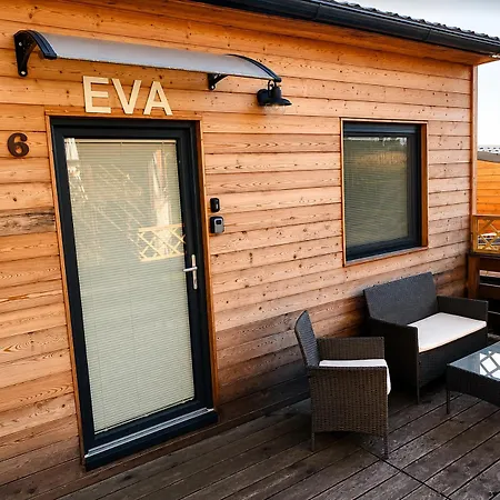 Bungalovy U Lipna - Adam A Eva Kemping