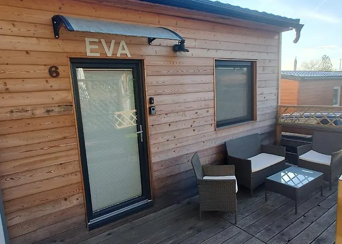 Bungalovy U Lipna - Adam A Eva Kemping *